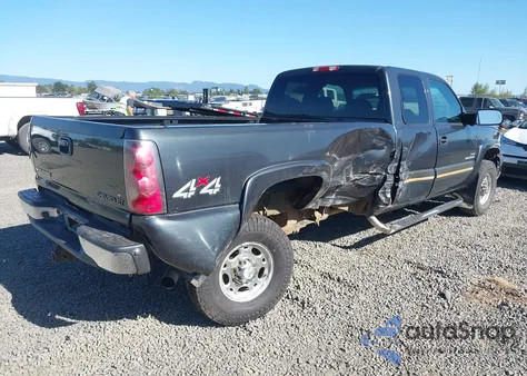 2004 Chevrolet Silverado 2500Hd Ls from USA, damaged, VIN 1GCHK29124E144002